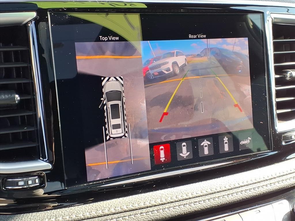 used 2024 Chrysler Pacifica Hybrid car, priced at $29,795