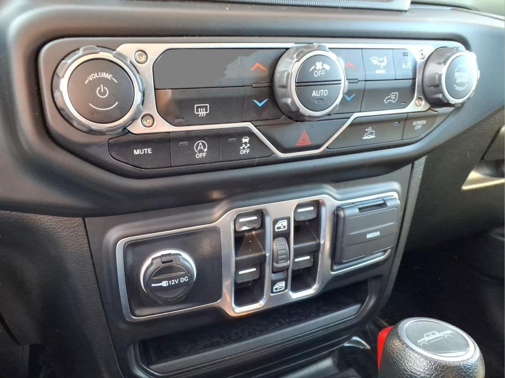 used 2023 Jeep Gladiator car, priced at $28,796
