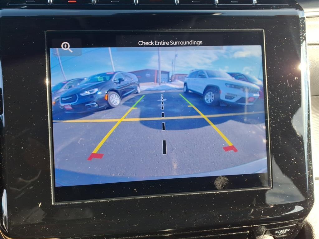 used 2023 Jeep Grand Cherokee car, priced at $24,297