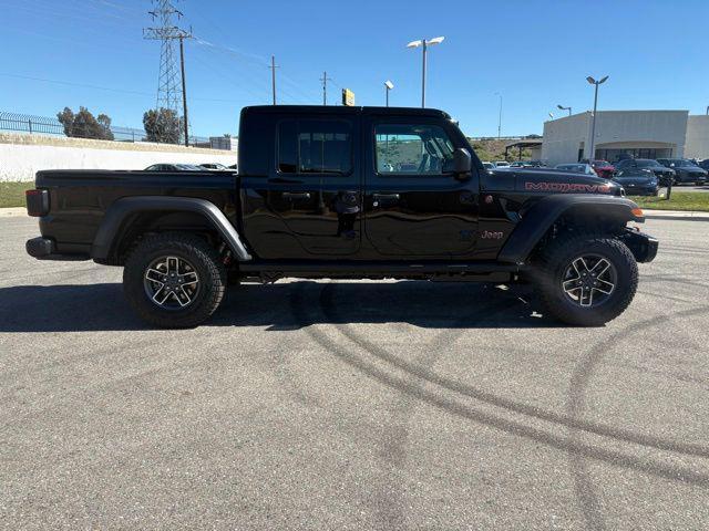 new 2026 Jeep Gladiator car, priced at $62,395
