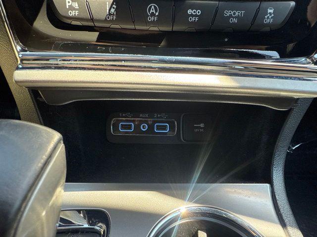 used 2022 Jeep Grand Cherokee car, priced at $27,995