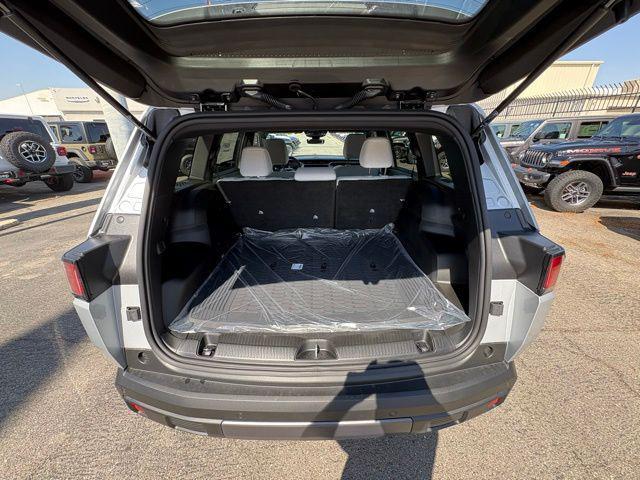 new 2026 Jeep Cherokee car, priced at $41,380