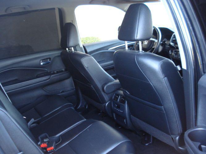 used 2022 Honda Pilot car, priced at $21,995