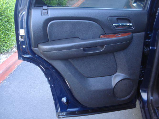 used 2009 GMC Yukon car, priced at $5,495