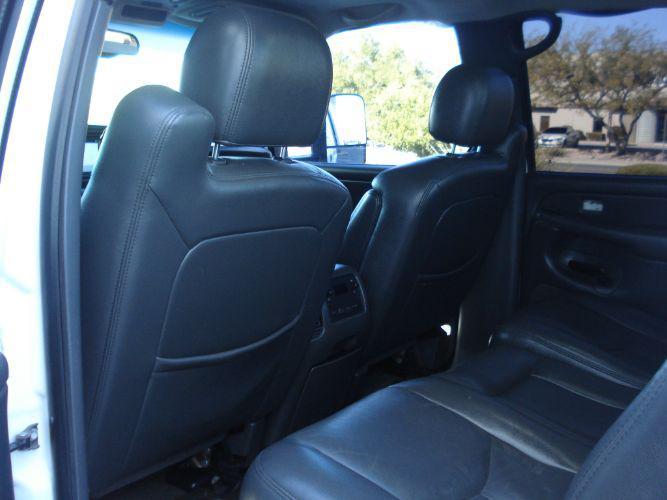 used 2006 Chevrolet Silverado 2500 car, priced at $19,995