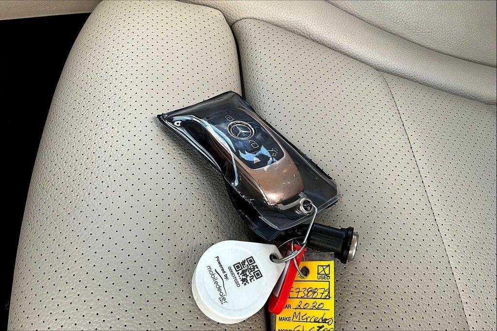 used 2020 Mercedes-Benz GLC 300 car, priced at $21,995