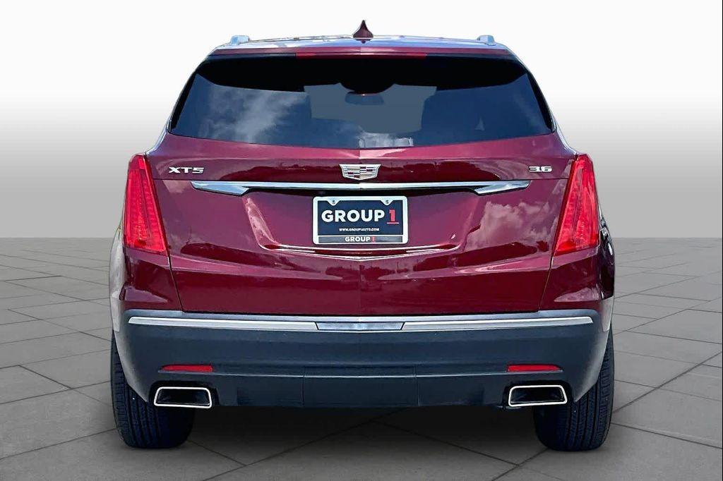 used 2017 Cadillac XT5 car, priced at $14,220
