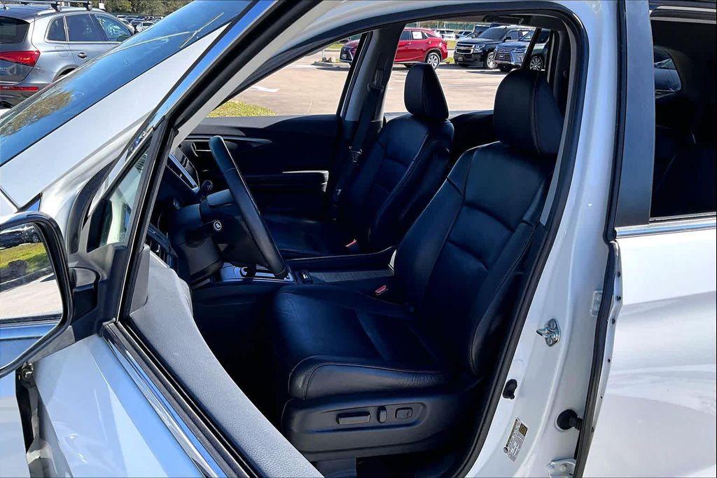 used 2017 Honda Pilot car, priced at $13,495