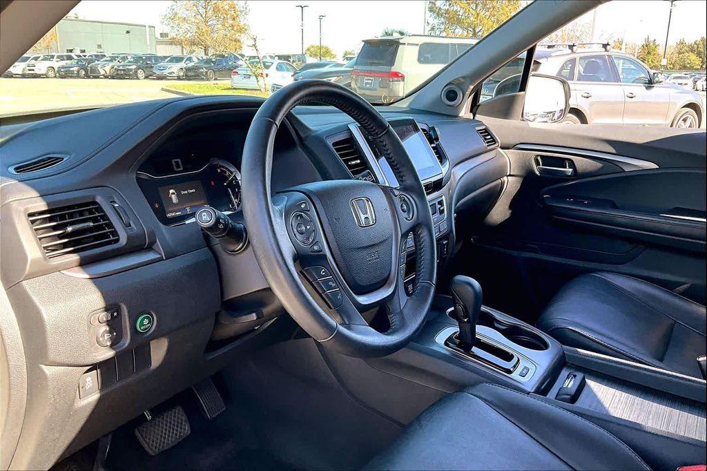 used 2017 Honda Pilot car, priced at $13,495