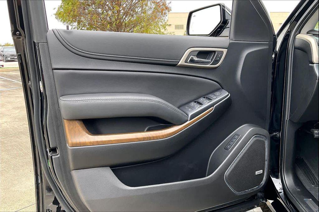 used 2019 GMC Yukon car, priced at $34,995