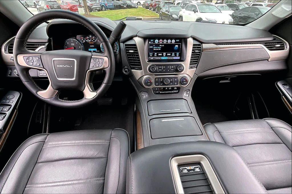 used 2019 GMC Yukon car, priced at $34,995