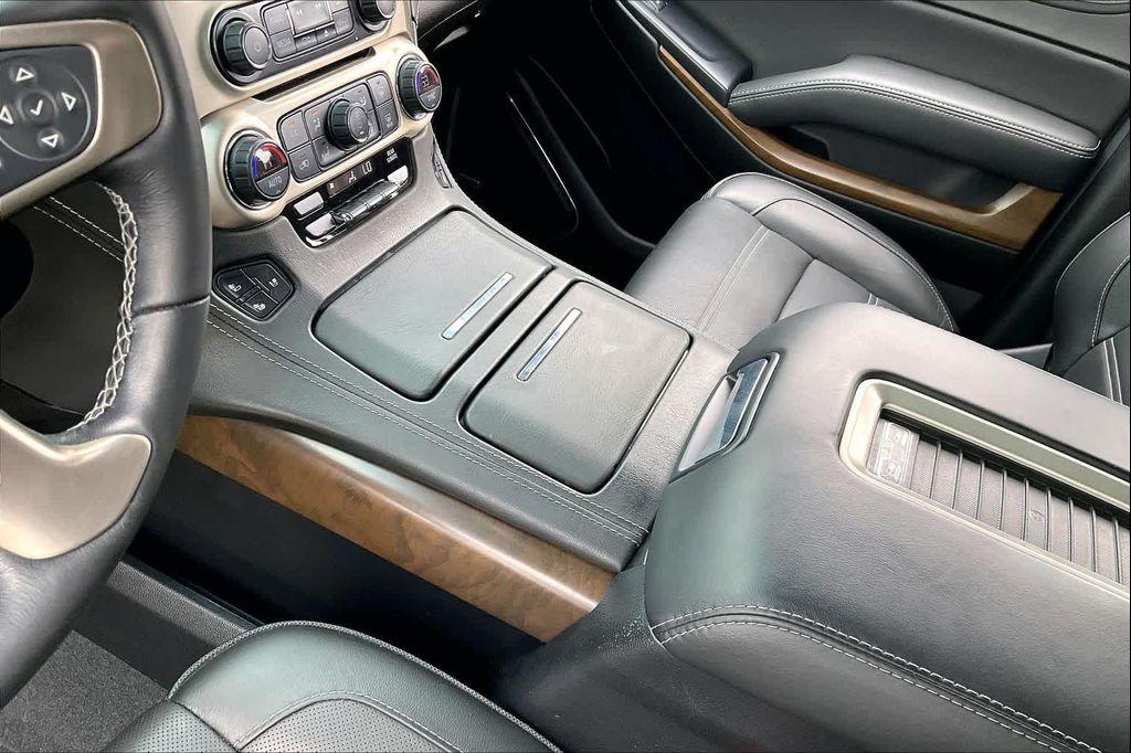 used 2019 GMC Yukon car, priced at $34,995