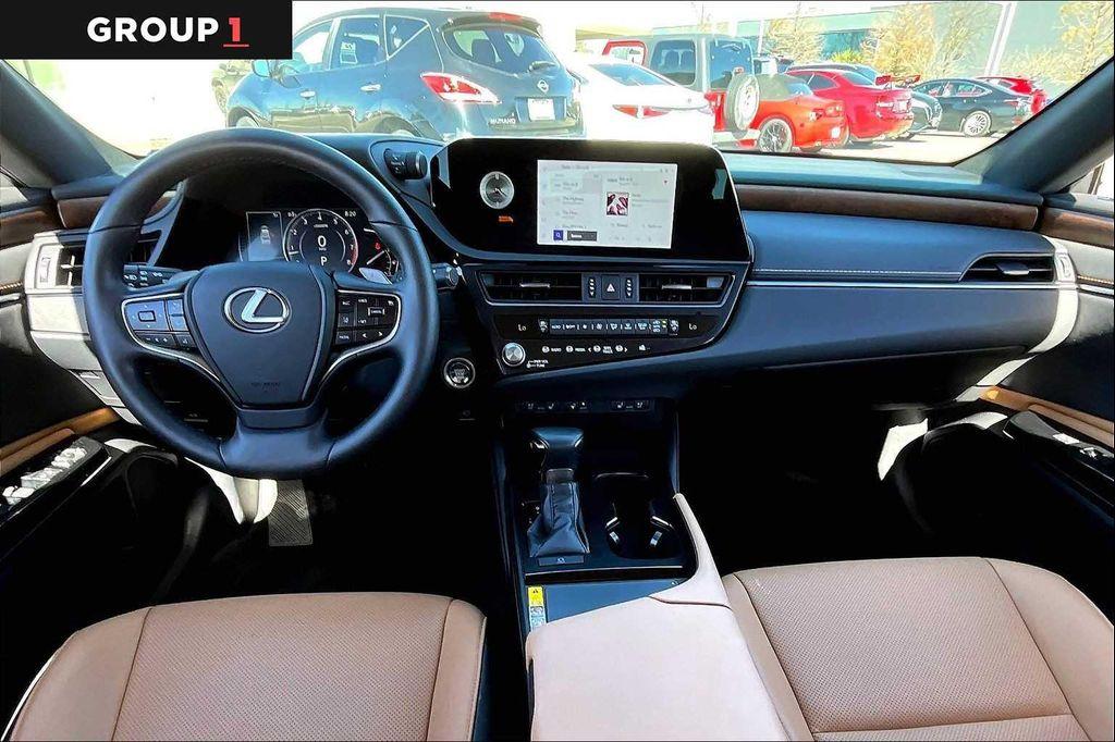 used 2025 Lexus ES 350 car, priced at $43,995