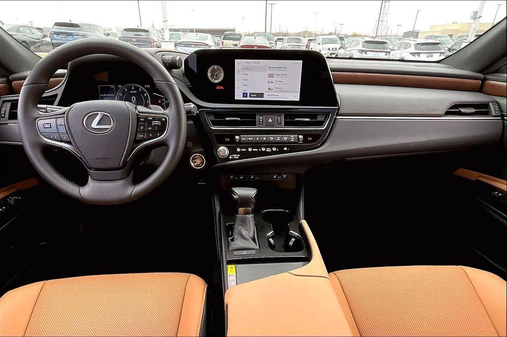 used 2024 Lexus ES 350 car, priced at $39,495