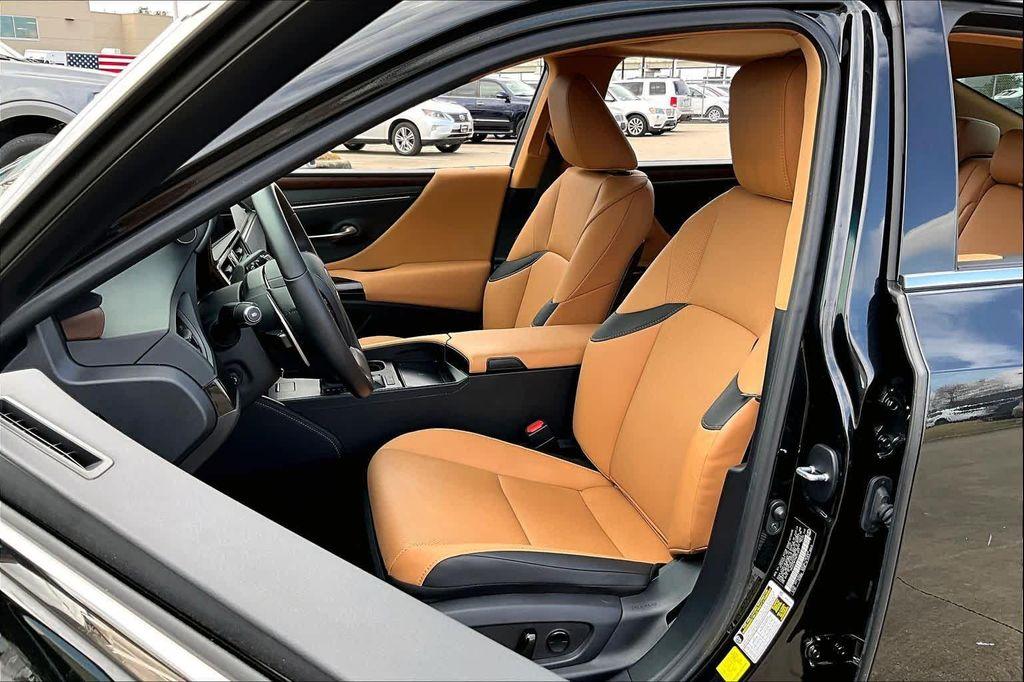 used 2024 Lexus ES 350 car, priced at $39,495