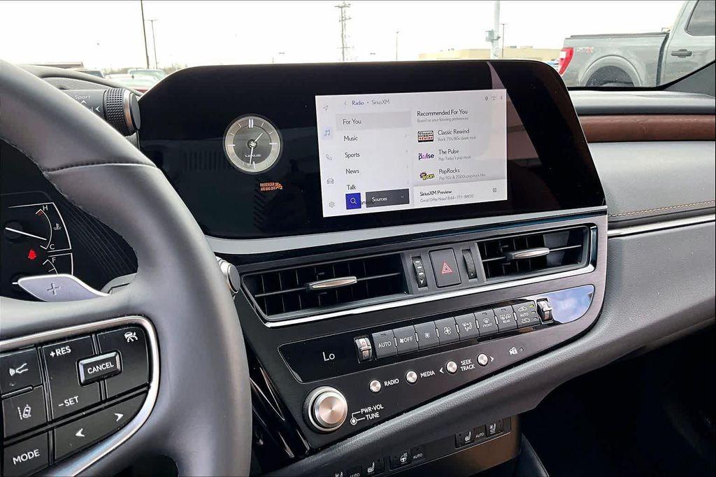 used 2024 Lexus ES 350 car, priced at $39,495