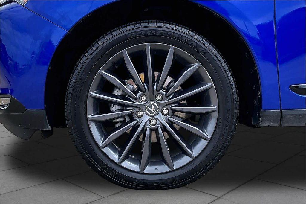 used 2024 Acura RDX car, priced at $43,220