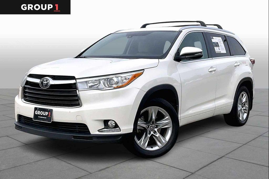 used 2016 Toyota Highlander car, priced at $13,995