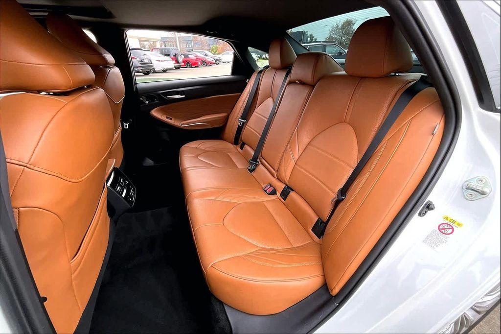 used 2019 Toyota Avalon car, priced at $24,995