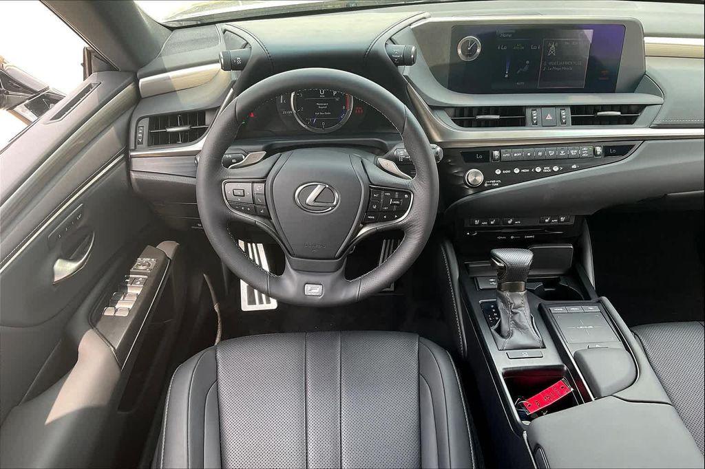used 2021 Lexus ES 350 car, priced at $35,220