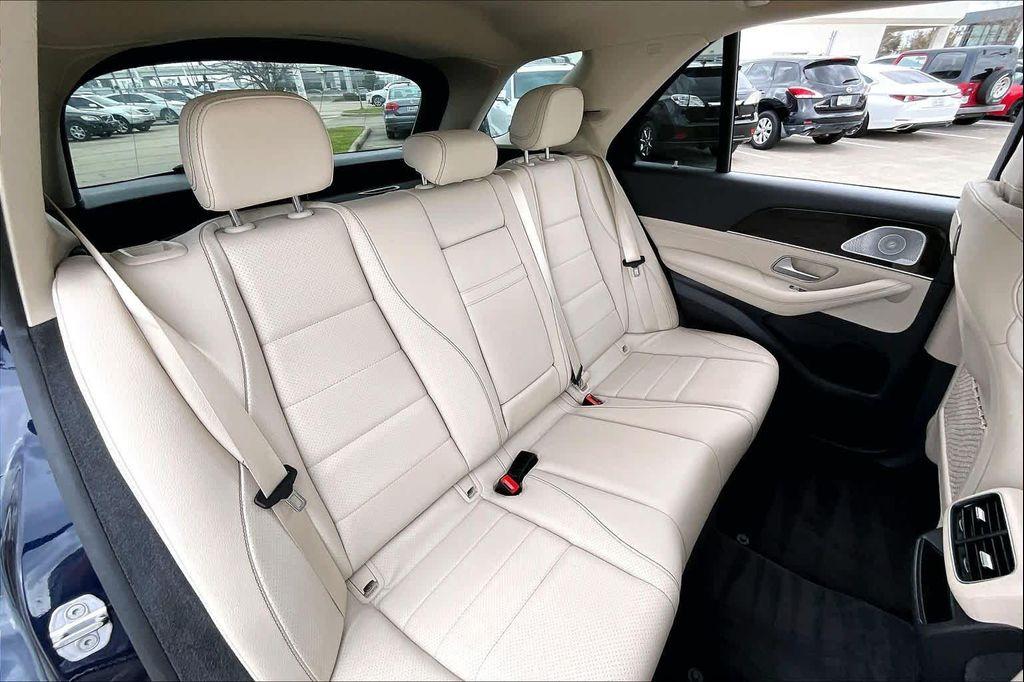 used 2020 Mercedes-Benz GLE 350 car, priced at $30,495