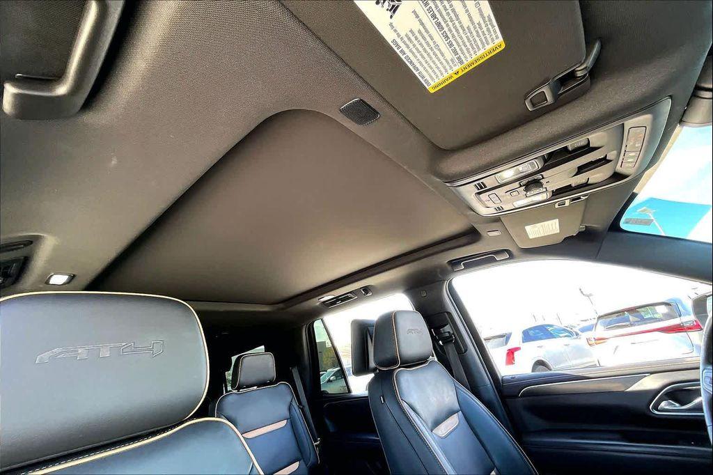 used 2021 GMC Yukon car, priced at $37,995