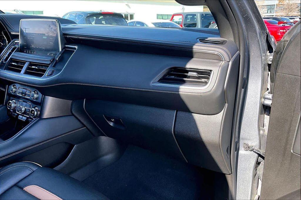 used 2021 GMC Yukon car, priced at $37,995