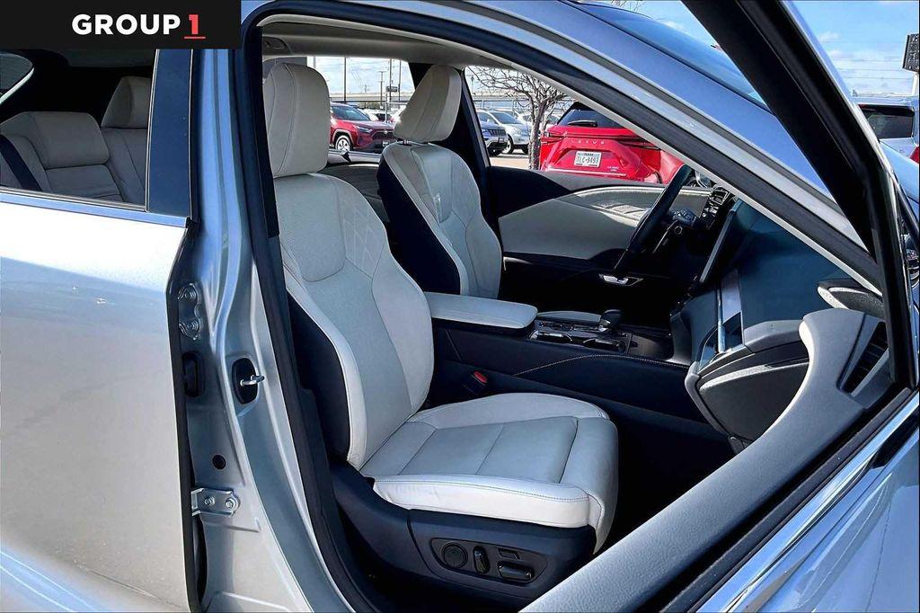 used 2023 Lexus RX 350 car, priced at $54,851