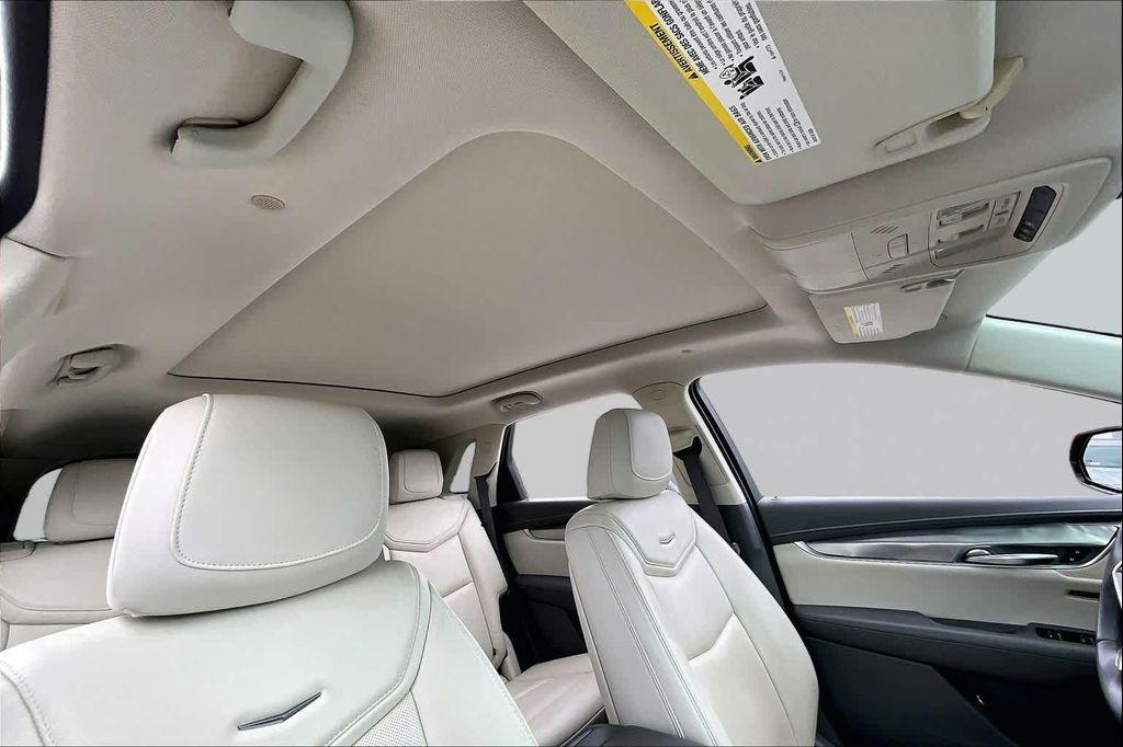 used 2018 Cadillac XT5 car, priced at $21,220