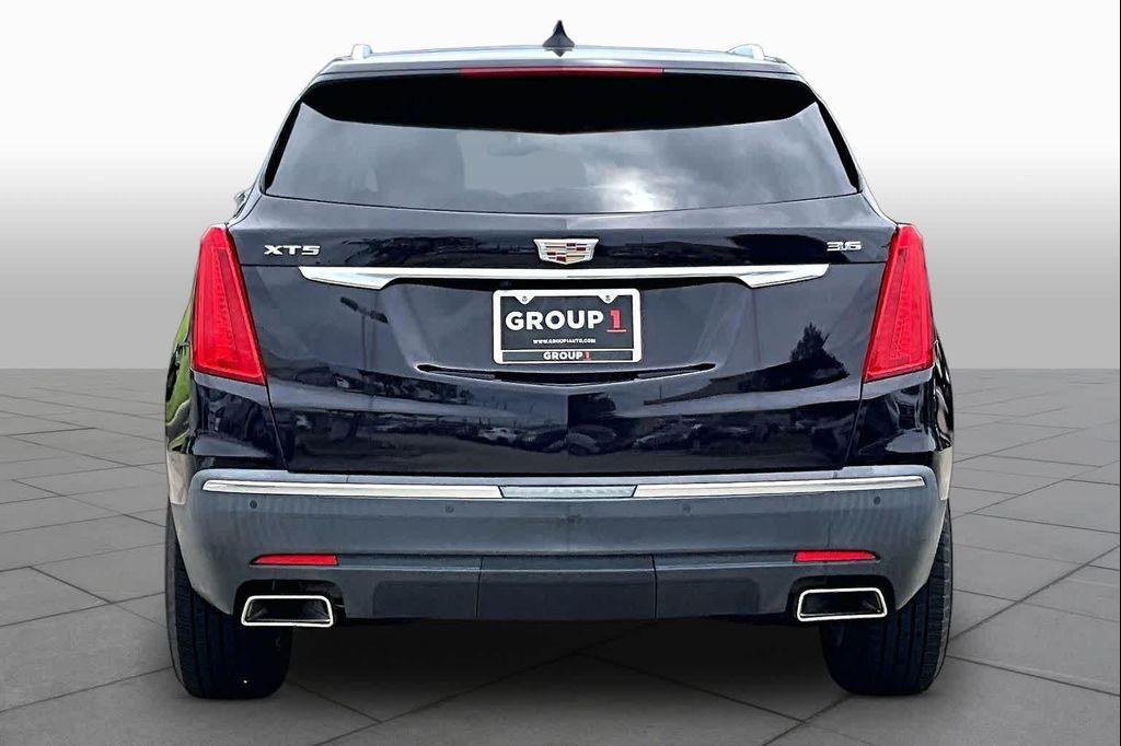 used 2018 Cadillac XT5 car, priced at $21,220