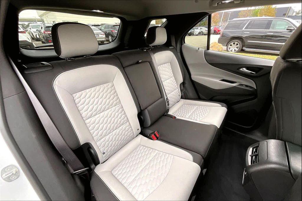 used 2021 Chevrolet Equinox car, priced at $14,995