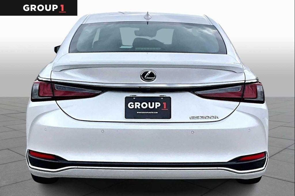 used 2024 Lexus ES 300h car, priced at $37,495