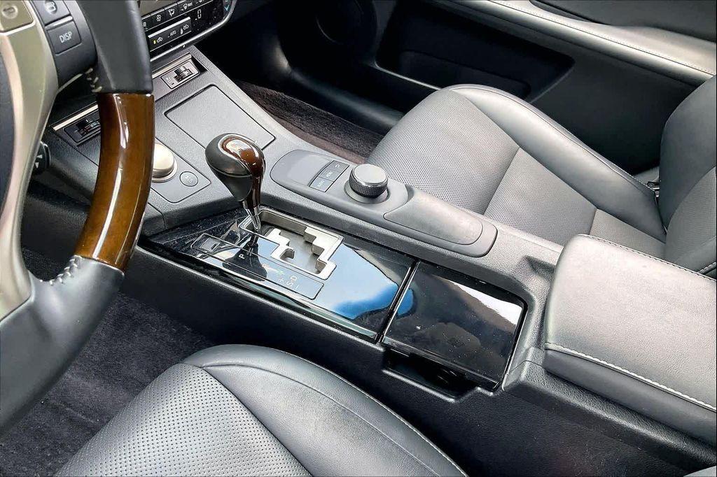used 2015 Lexus ES 350 car, priced at $21,710