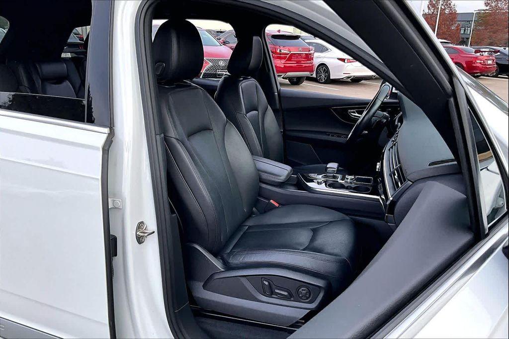 used 2019 Audi Q7 car, priced at $19,934