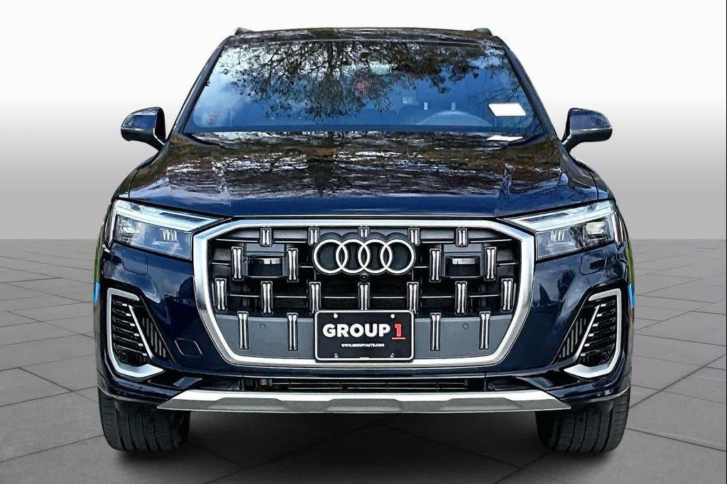 used 2025 Audi Q7 car, priced at $52,995
