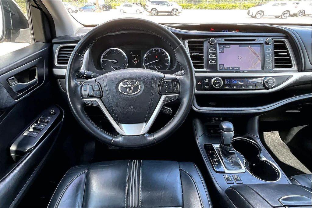 used 2018 Toyota Highlander car, priced at $21,720