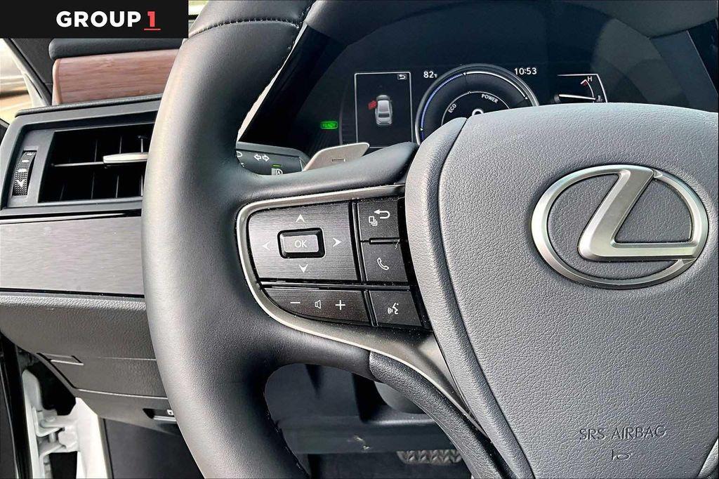 used 2025 Lexus ES 300h car, priced at $46,495