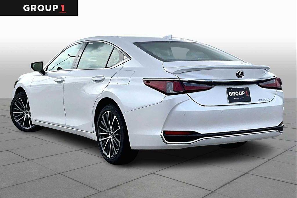 used 2025 Lexus ES 300h car, priced at $46,495