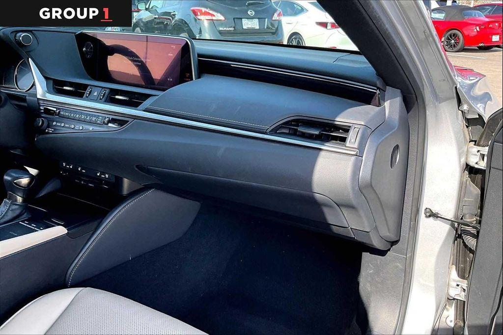 used 2020 Lexus ES 350 car, priced at $31,262