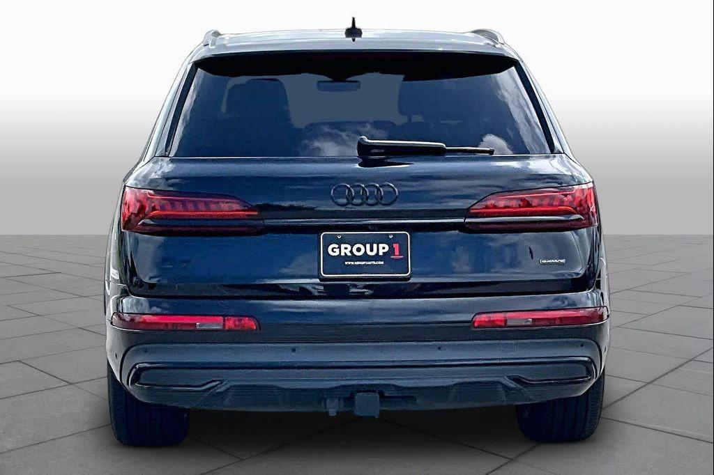 used 2022 Audi Q7 car, priced at $35,624
