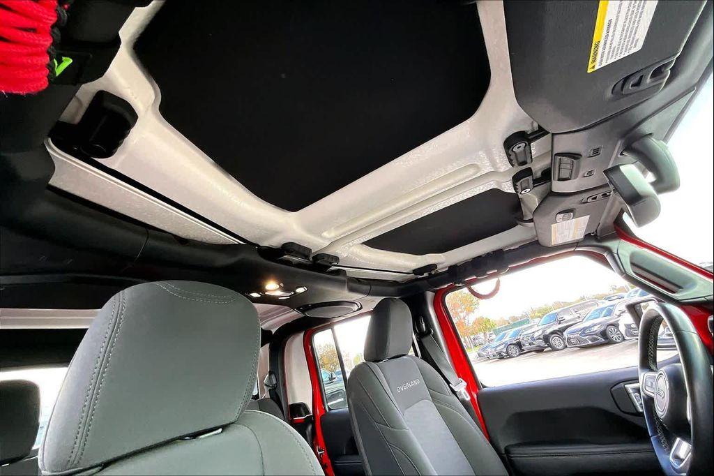 used 2022 Jeep Gladiator car, priced at $25,495