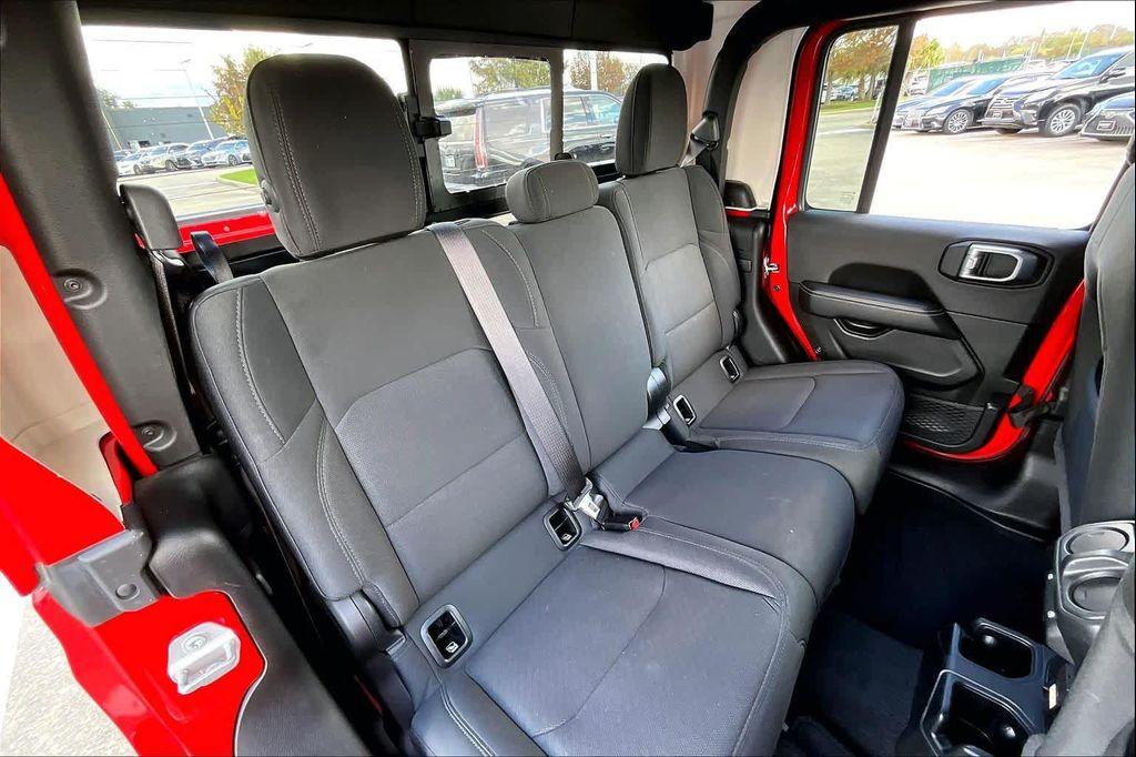 used 2022 Jeep Gladiator car, priced at $25,495