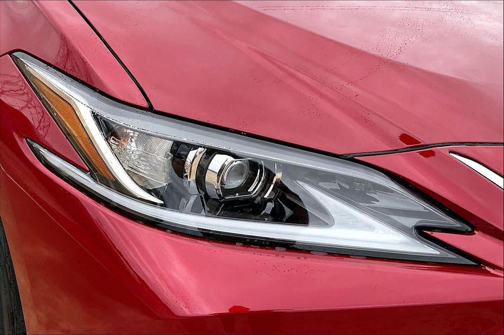 new 2025 Lexus ES 350 car, priced at $49,224