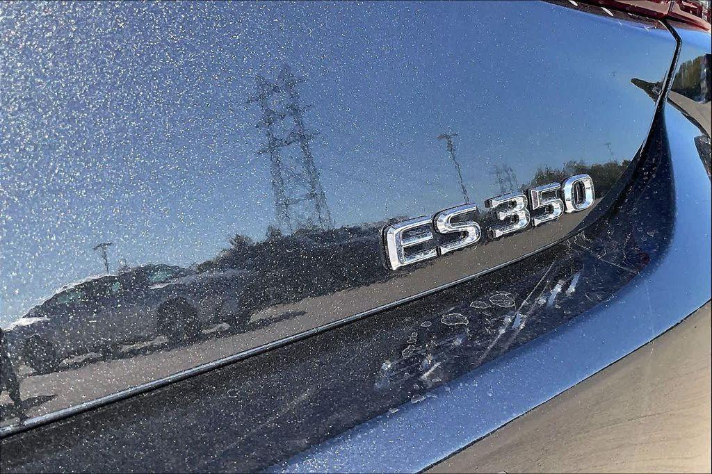new 2025 Lexus ES 350 car, priced at $49,444