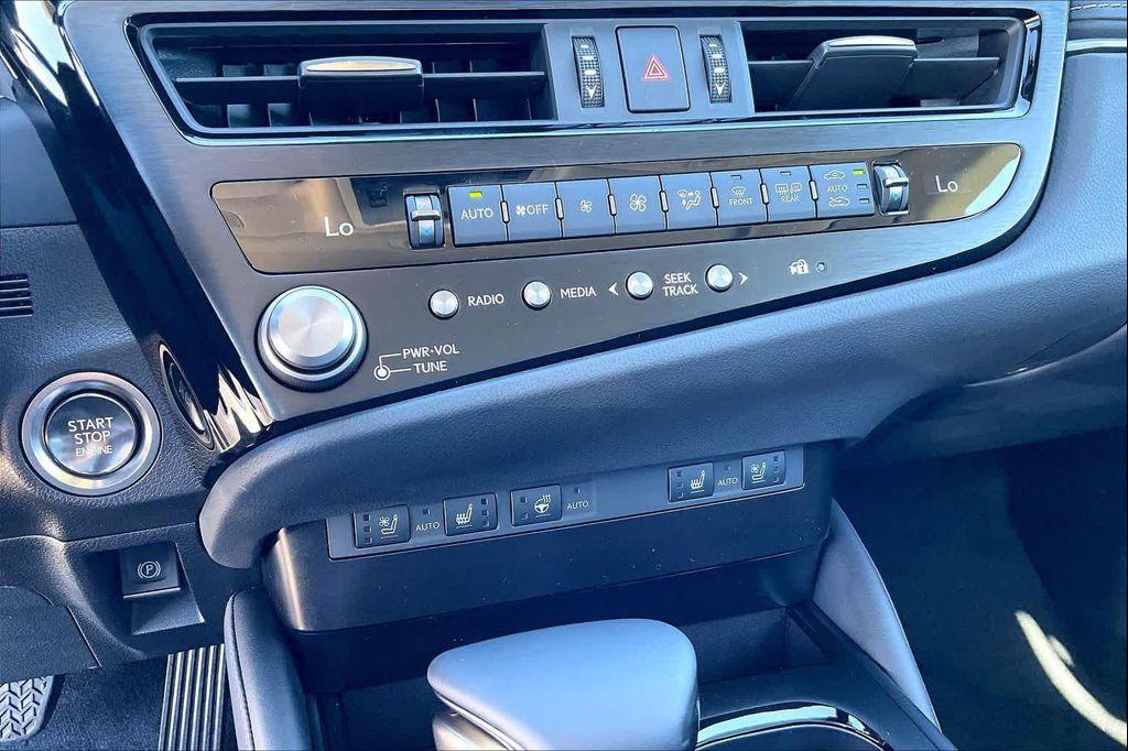 new 2025 Lexus ES 350 car, priced at $49,444