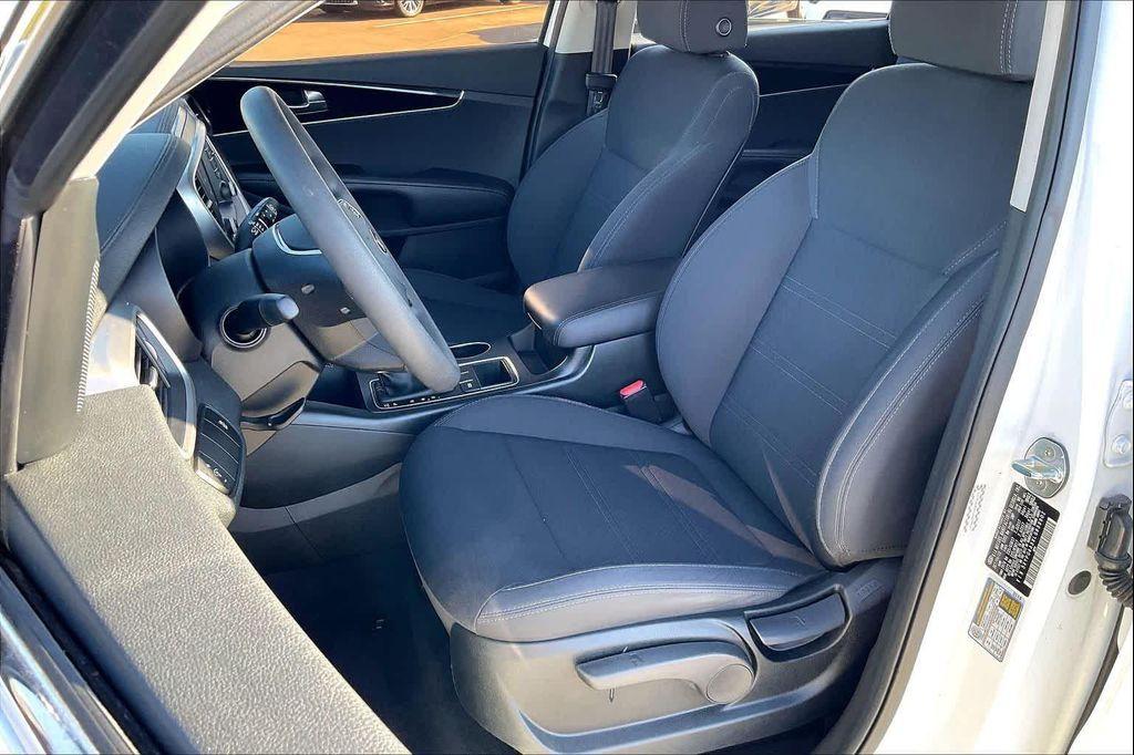 used 2020 Kia Sorento car, priced at $17,995