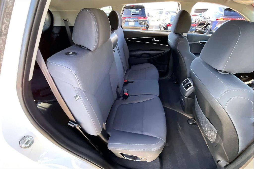 used 2020 Kia Sorento car, priced at $17,995