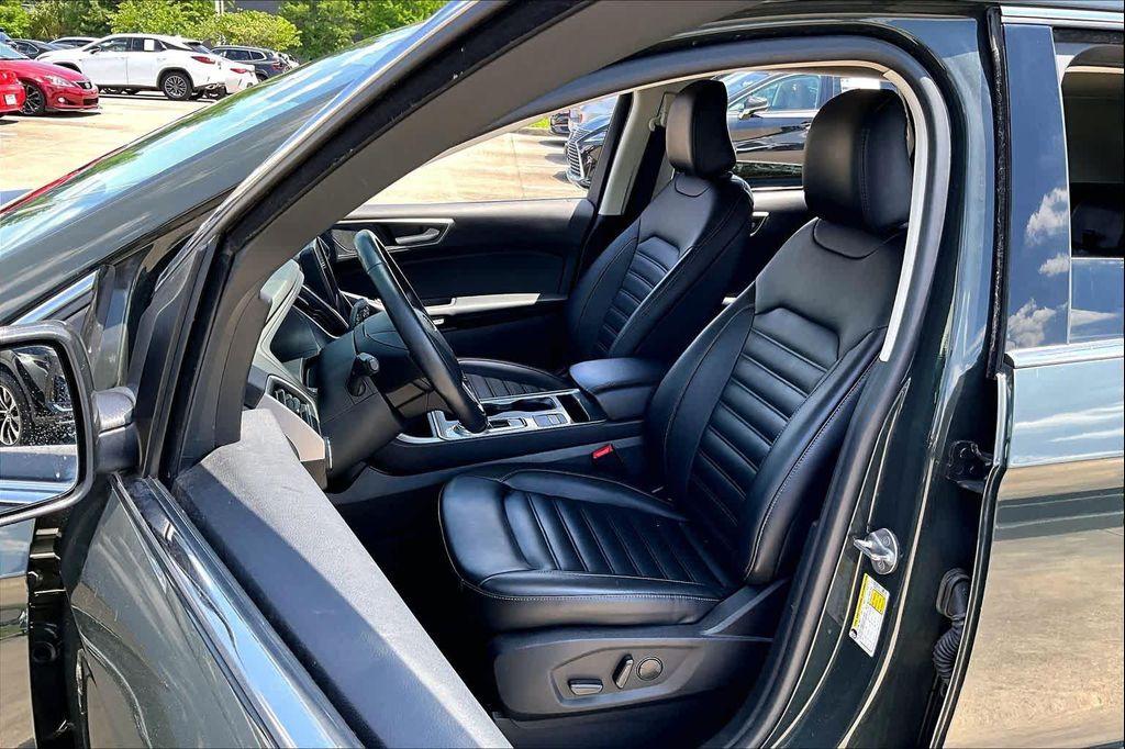 used 2024 Ford Edge car, priced at $23,220