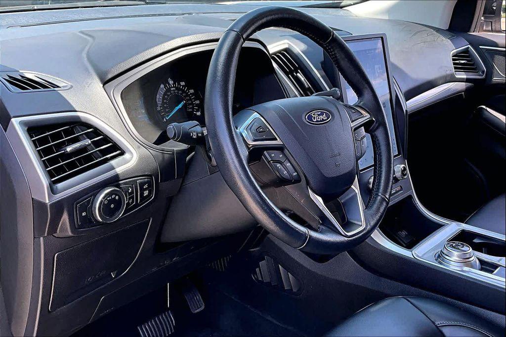 used 2024 Ford Edge car, priced at $23,220