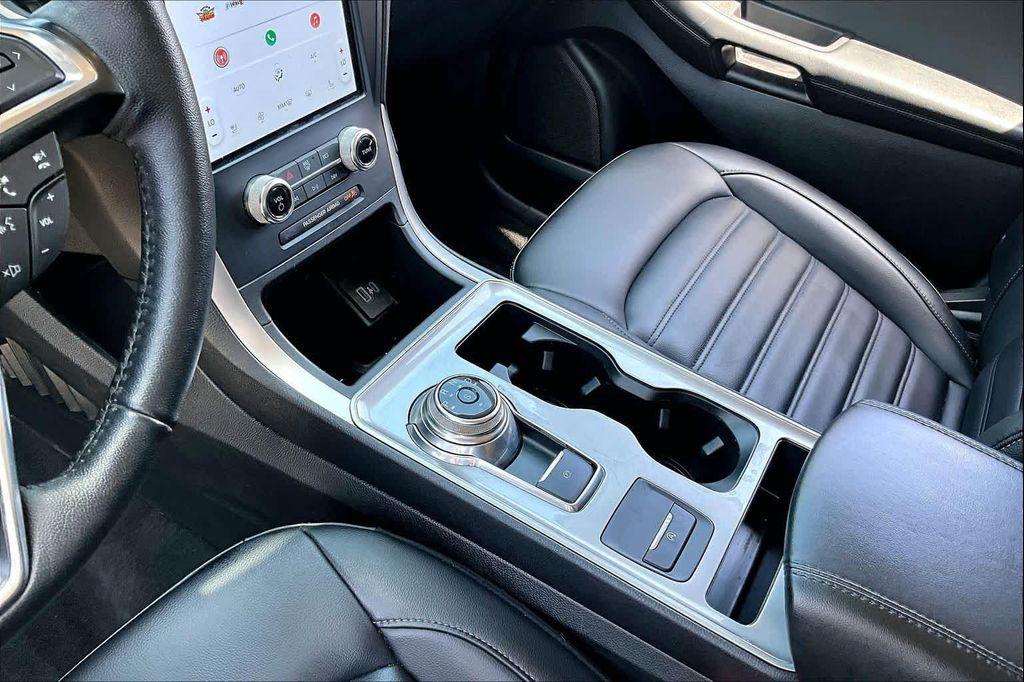 used 2024 Ford Edge car, priced at $23,220